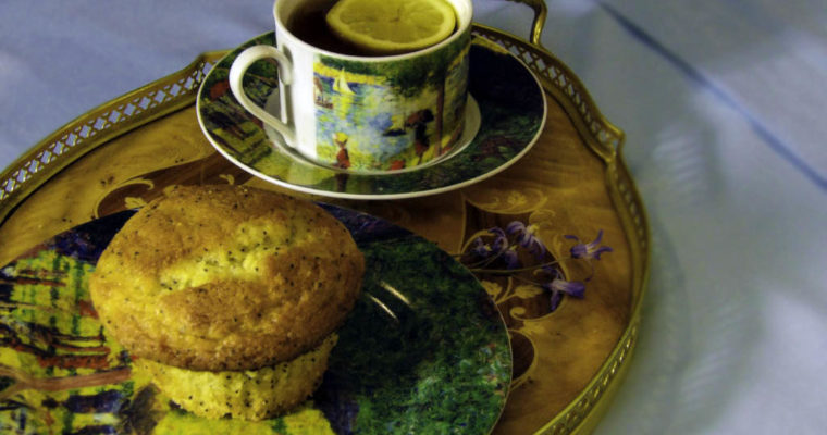 Brunch Recipe: Fluffy Lemon Poppyseed Muffins