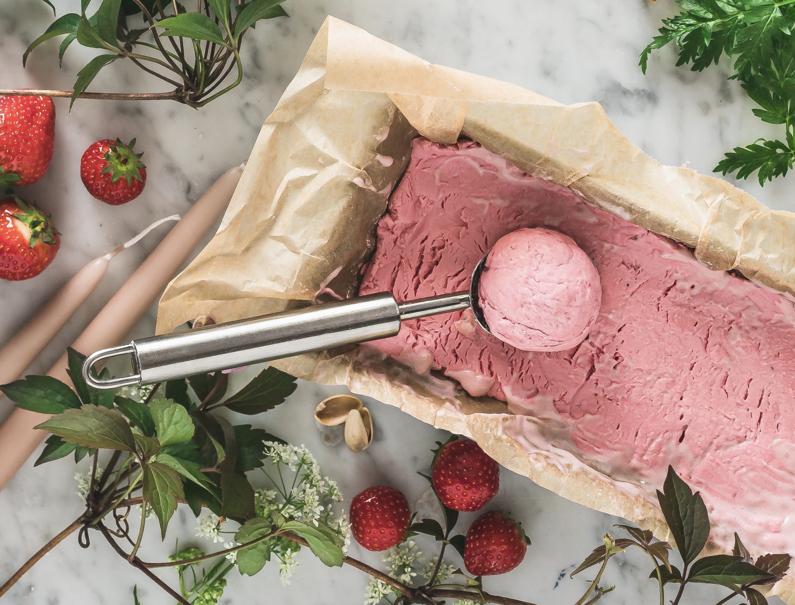 Homemade Strawberry Pistachio Ice Cream without a Machine