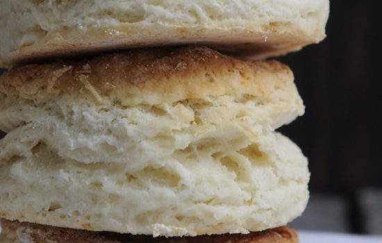 How to Make Fluffy Biscuits